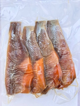 Фото Вобла очищенная с икрой