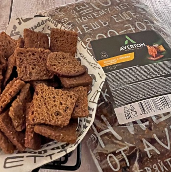 Фото Гренки ржаные Averton Холодец с хреном