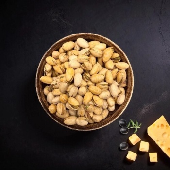 ФИСТАШКИ 4 СЫРА  500 г