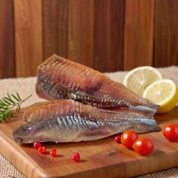 Фото Вобла очищенная с икрой